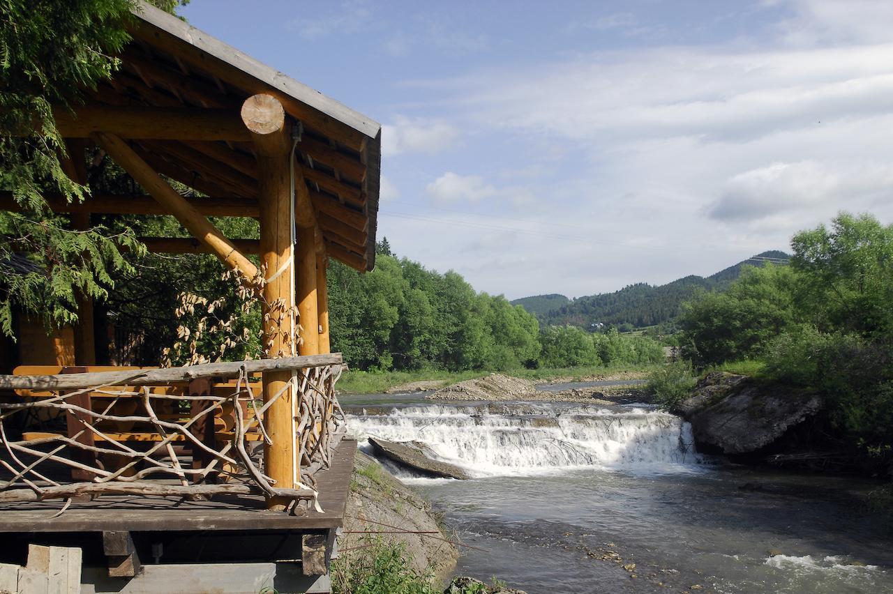 Zolota Forel Hotel Korostov Exteriér fotografie